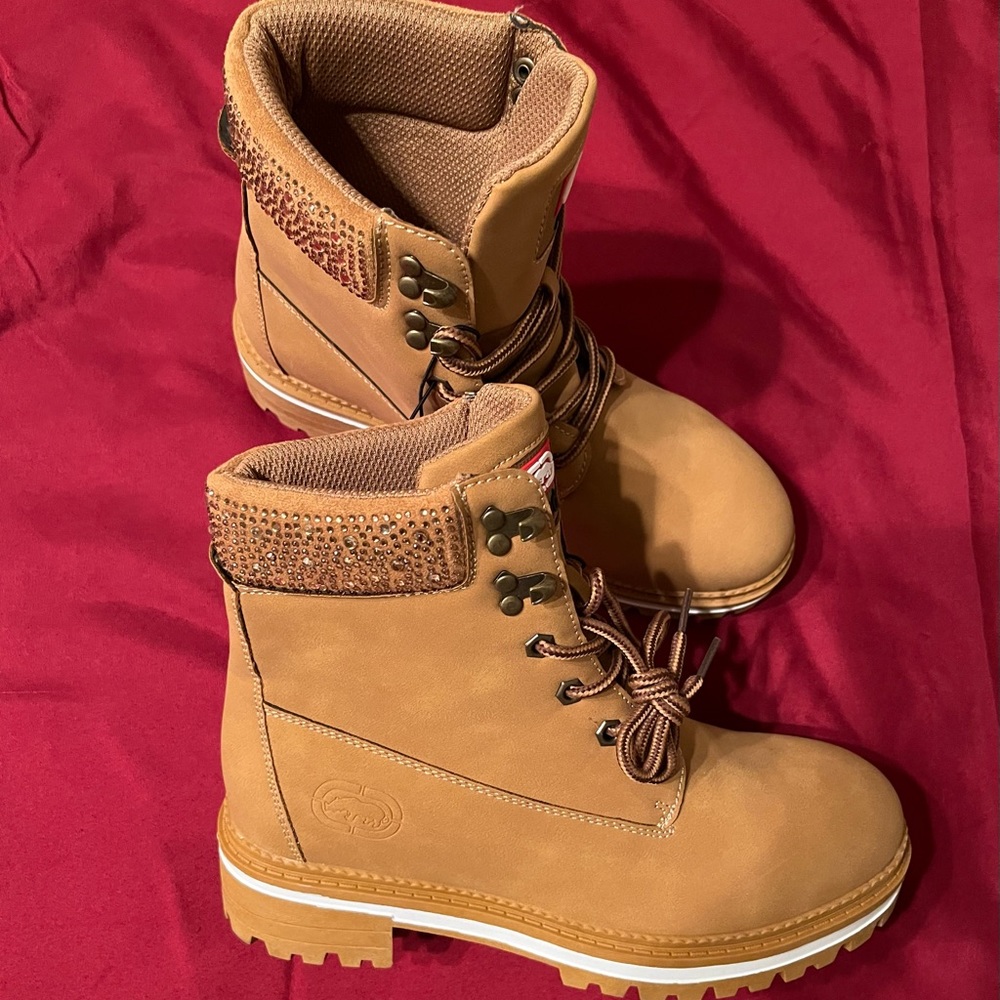Cute and casual bootie !😊😊